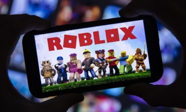 Roblox Faces Stock Decline Amid Hindenburg's Bot and Safety Allegations